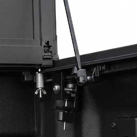Heavy-duty mounting clamps of the Guardrox LX5 flip up tonneau cover